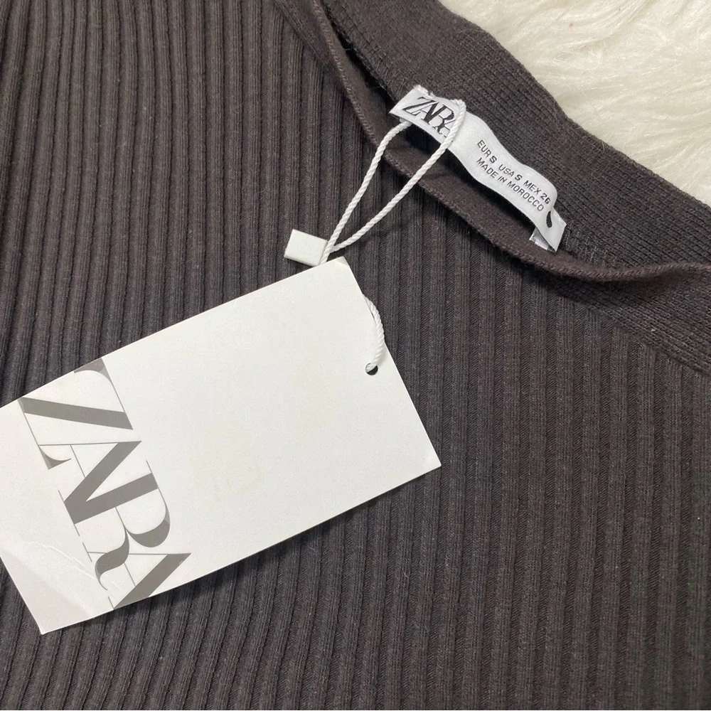 ZAR Brown One-Shoulder Ribbed Midi Dress - Picture 3 of 4